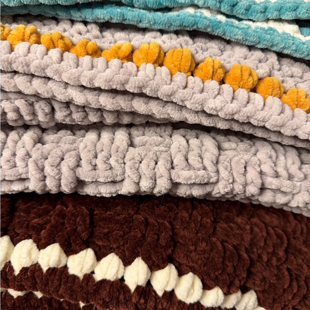 Plush Chunky Crocheted Throw Blanket - Multi Color Options - Himalayan Dolphin - Picture 4 of 7